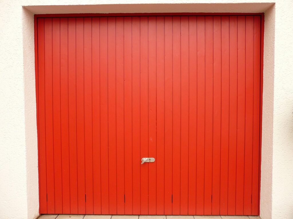 5 Ways To Spruce Up Your Garage Door